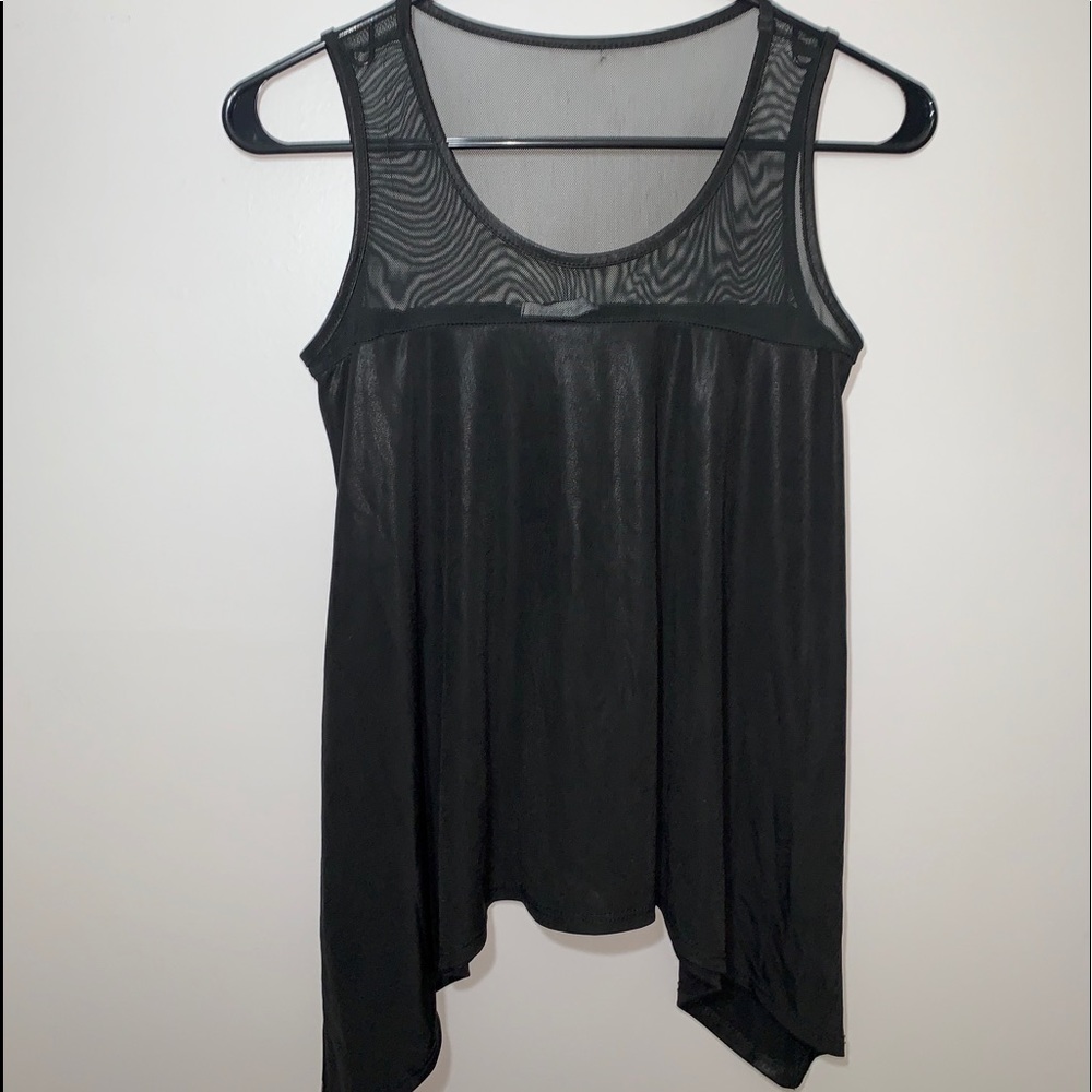 Loose sleeveless top